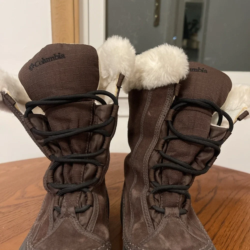 Sz 8 Columbia Techlite Winter Mid Calf Snow Boots Faux Fur -25 Brown Suede Bratz